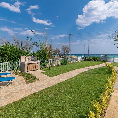 Azzurro Seafront Houses Nea Kallikrateia Exterior photo